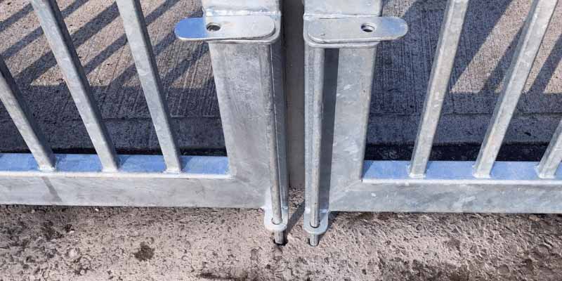 Gate fittings
